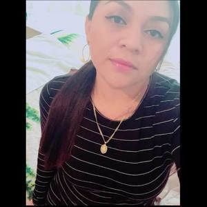 Meet your Posher, Yaneth